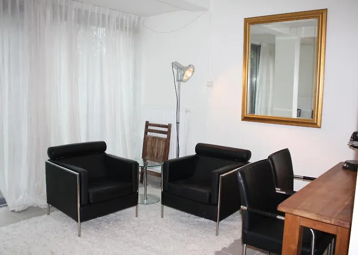 At Number 6 3* Амстердам