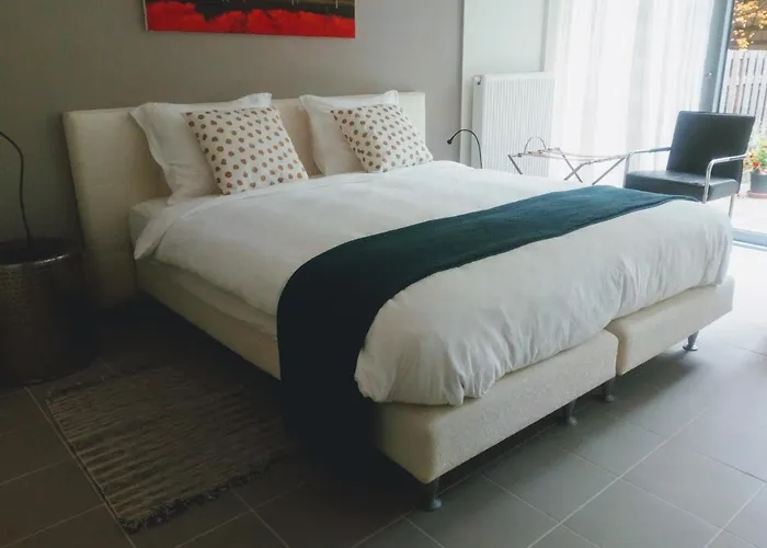 At Number 6 Bed & Breakfast Amsterdam